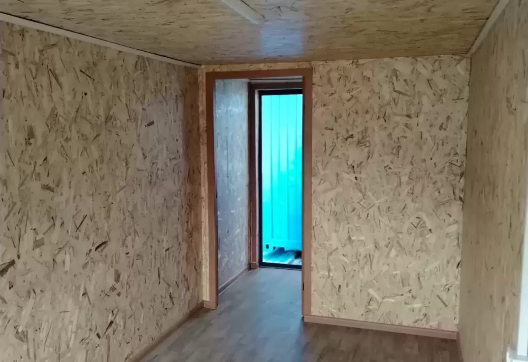 Просторный жилой контейнер на базе морского