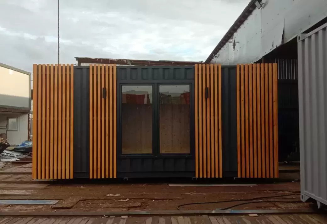 Вип-домик с планкеном