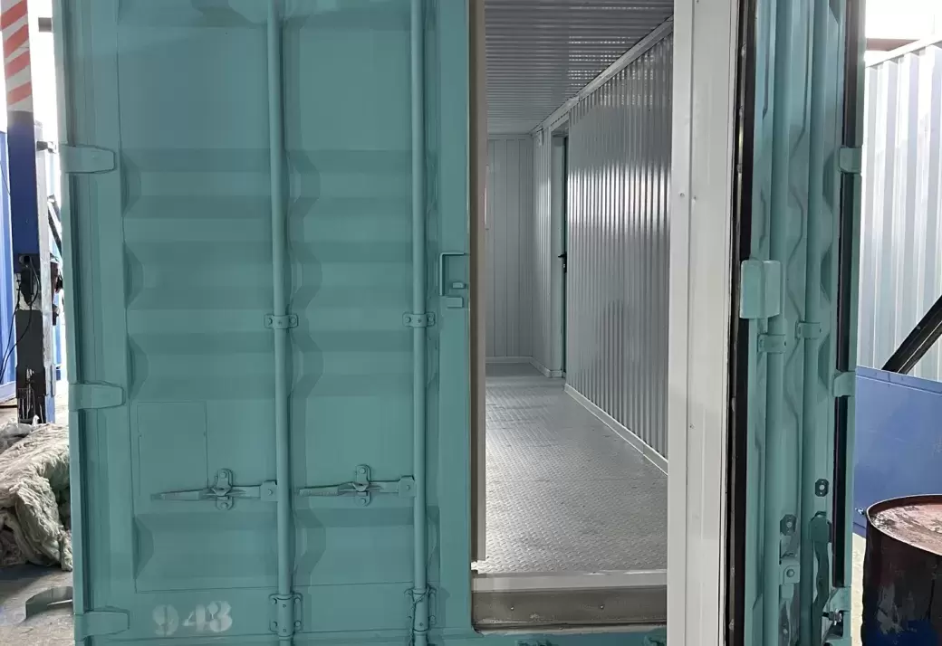 Удобная лаборатория на базе контейнера