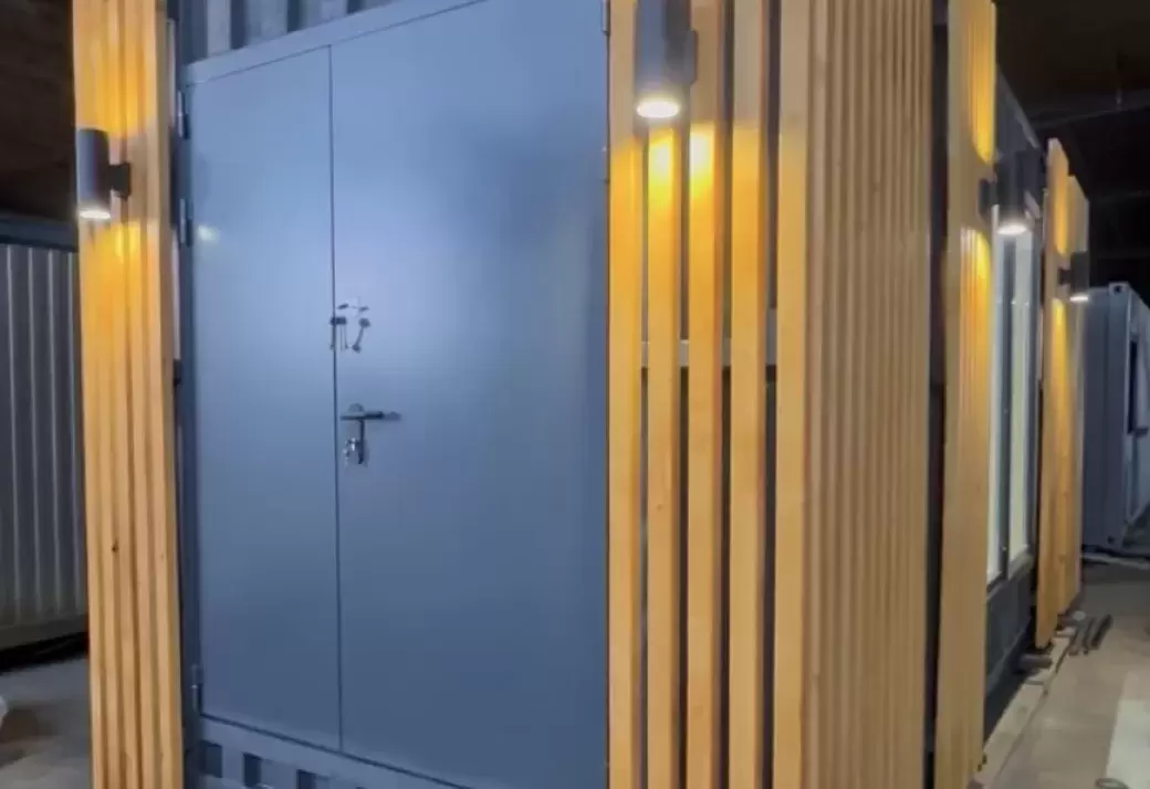 Вип-домик с планкеном Крус